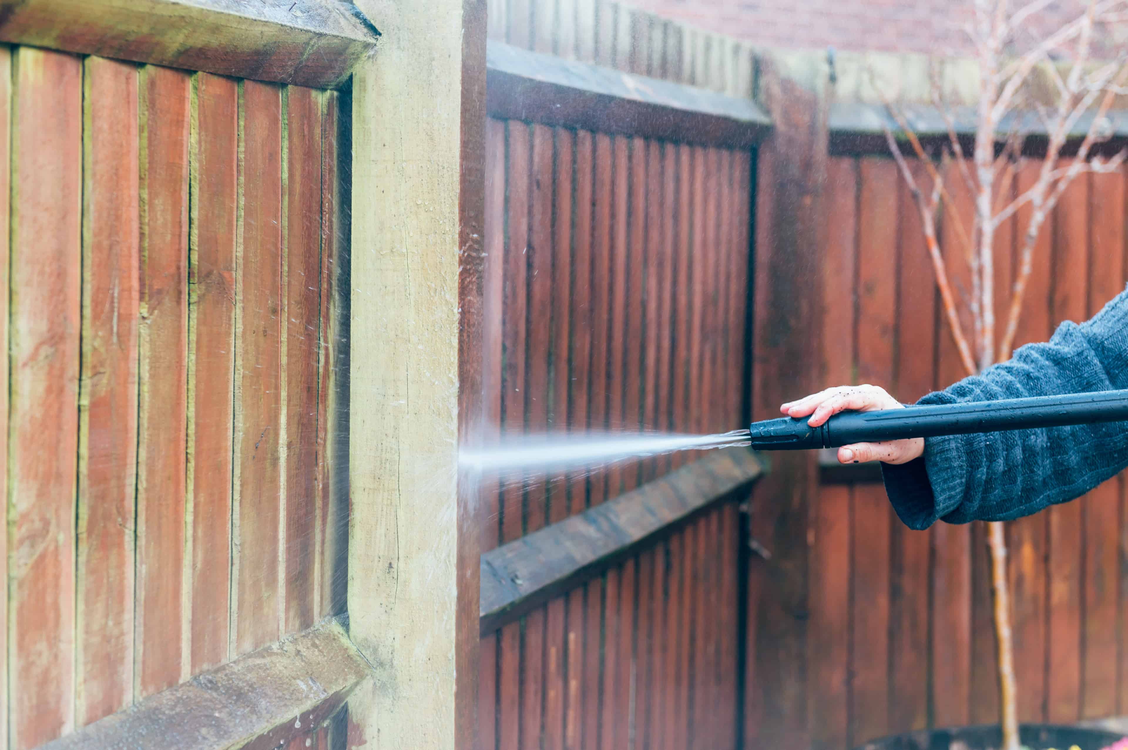 Fence Cleaning image
