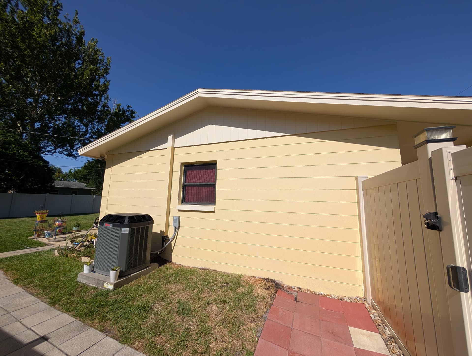 Gallery photos for Full House Wash and Driveway Clean for a Family in Need: Image #5