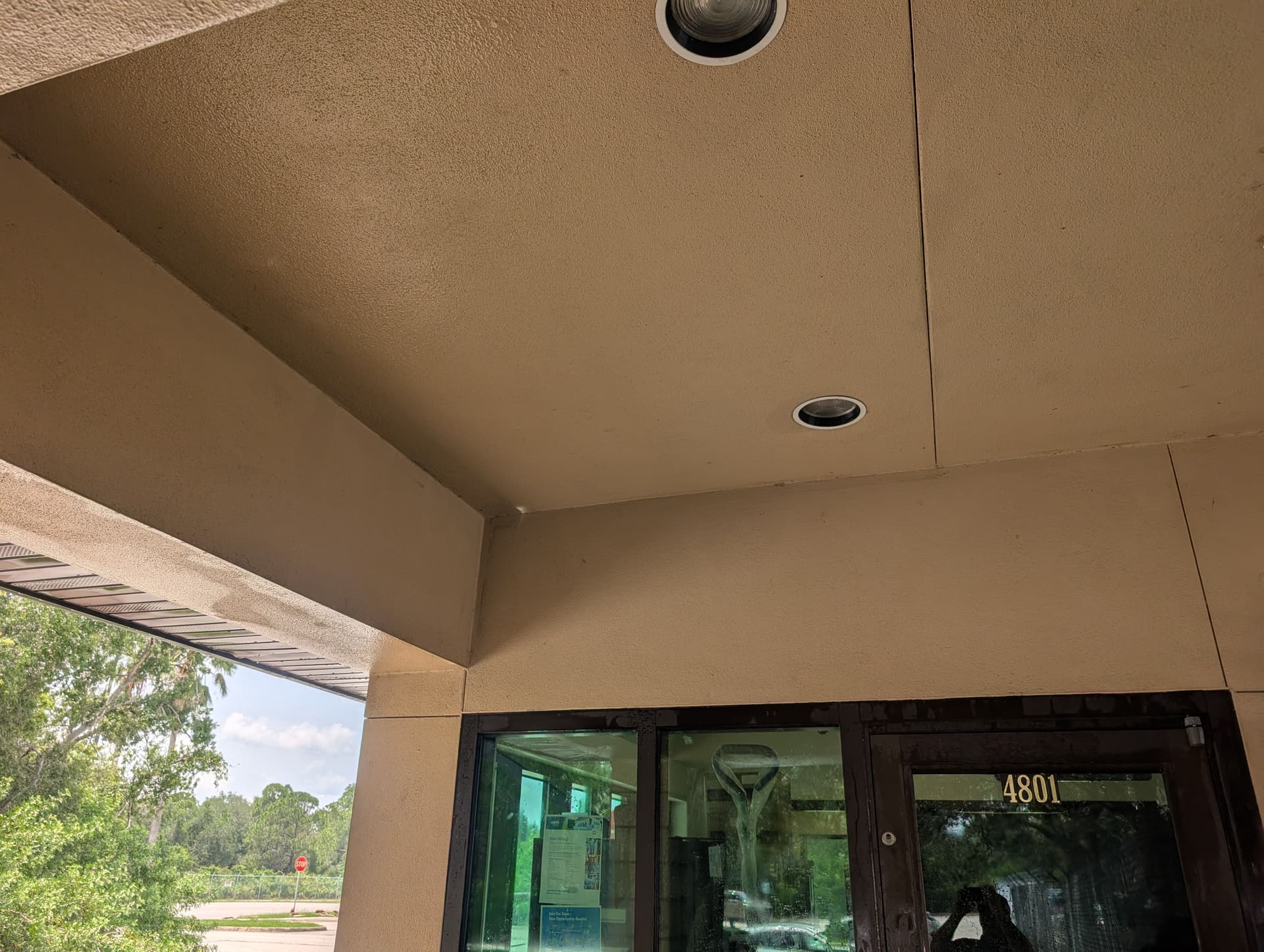 Gallery photos for Commercial Break Area Cleaned of Webs, Larvae, and Built-Up Grime: Image #3