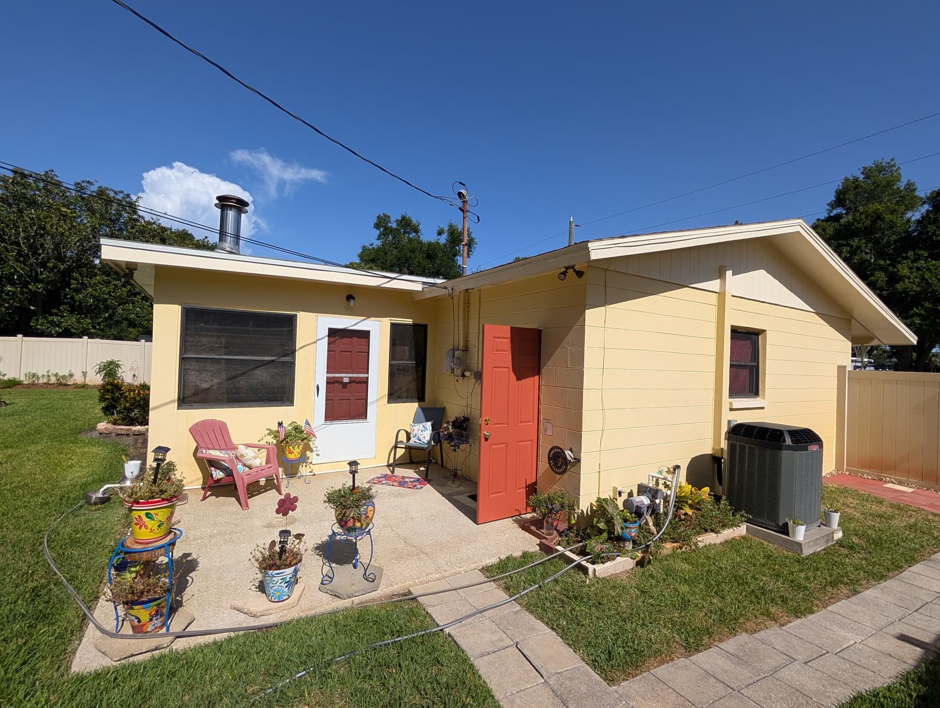 Gallery photos for Full House Wash and Driveway Clean for a Family in Need: Image #2