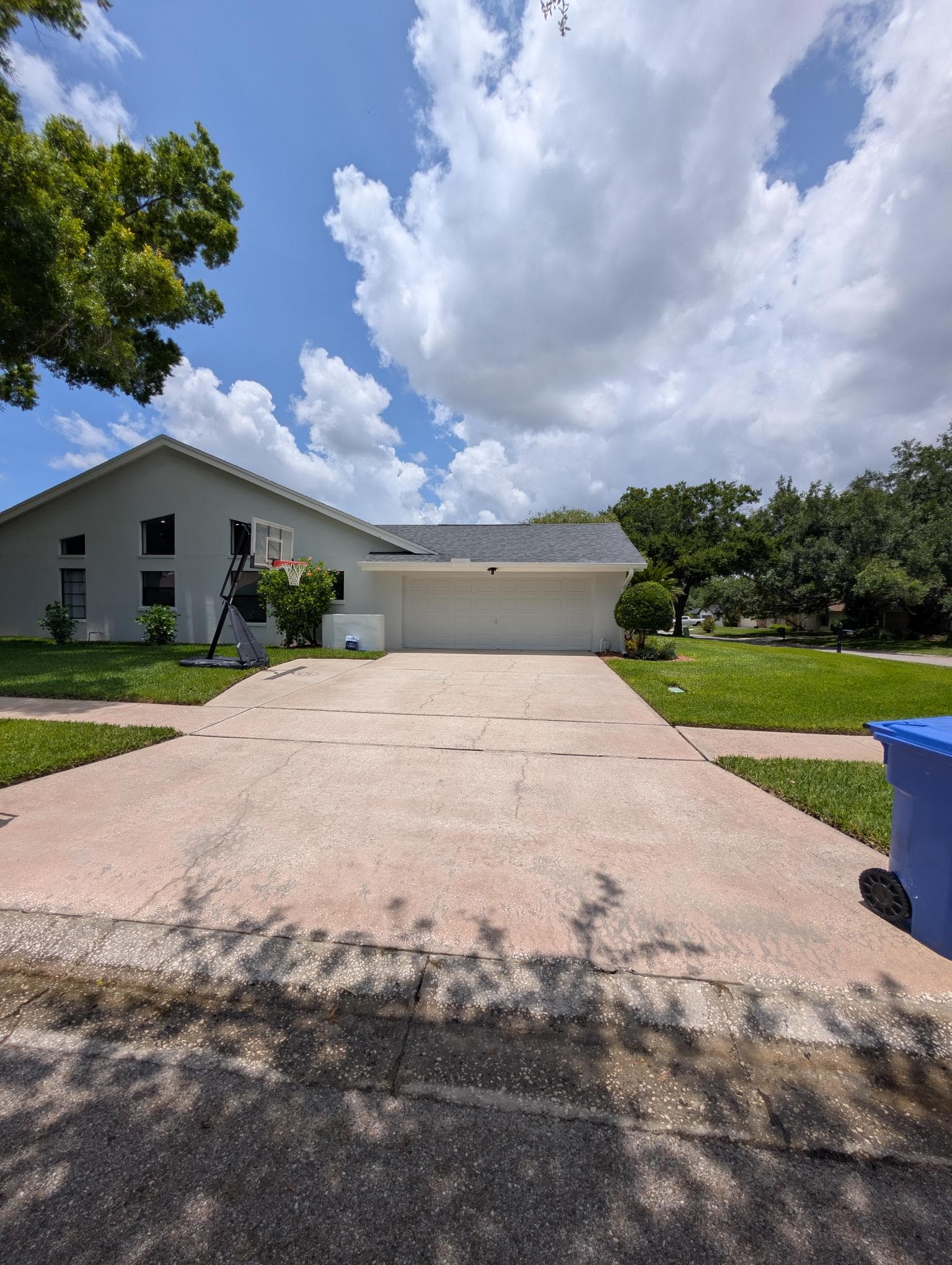 Gallery photos for Driveway, Walkway, and Fence Cleaning in Carrollwood FL: Image #3